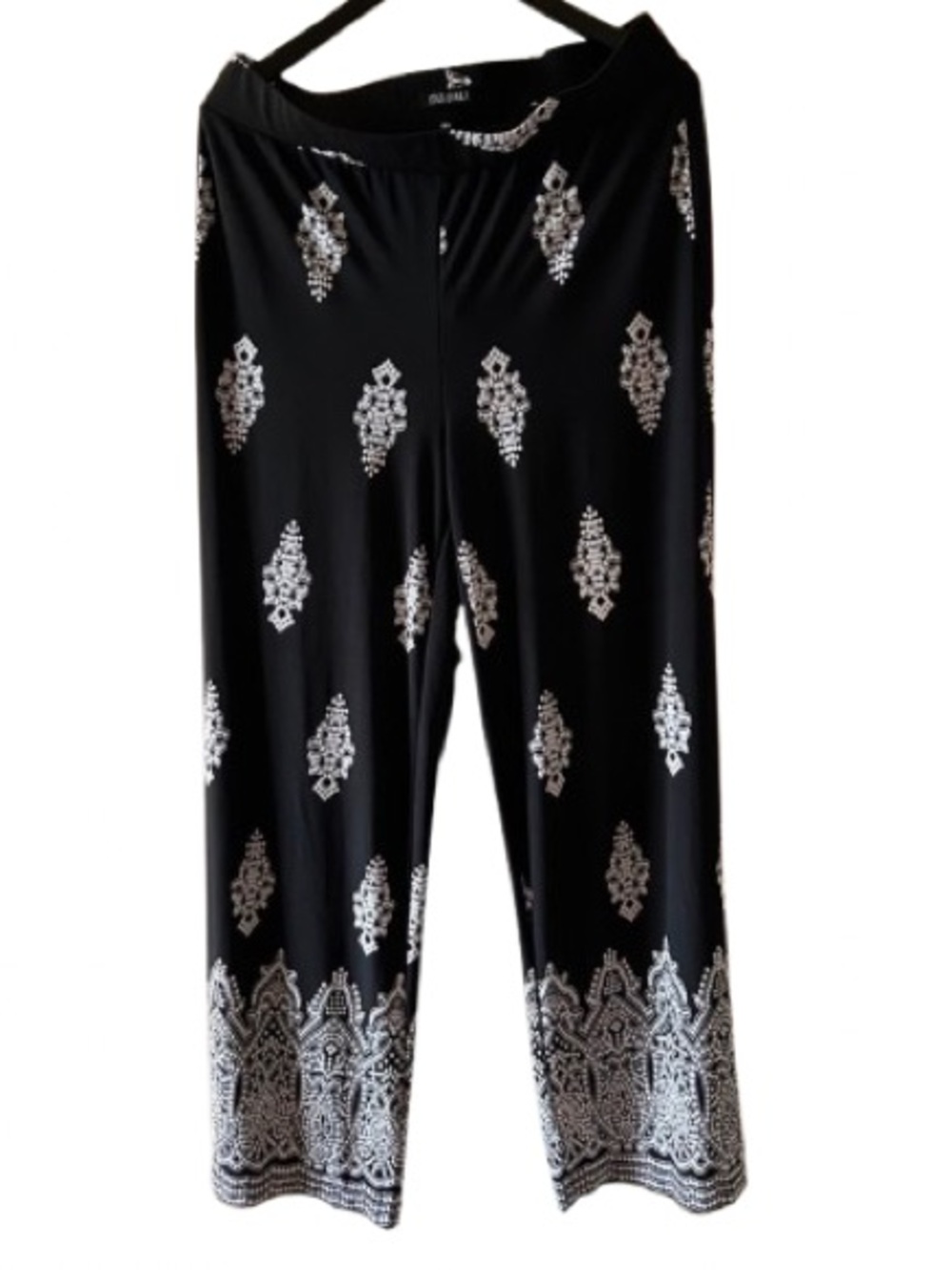 Roz & Ali Black and White Printed Palazzo Pants